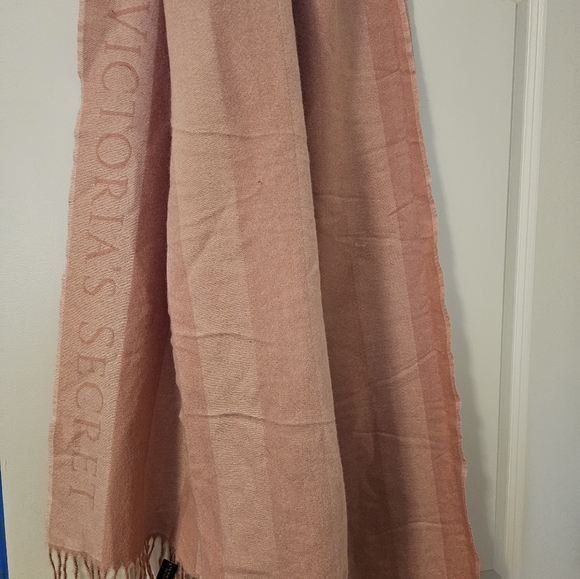 Victoria's Secret Accessories - Victoria's Secret super soft wrap/scarf